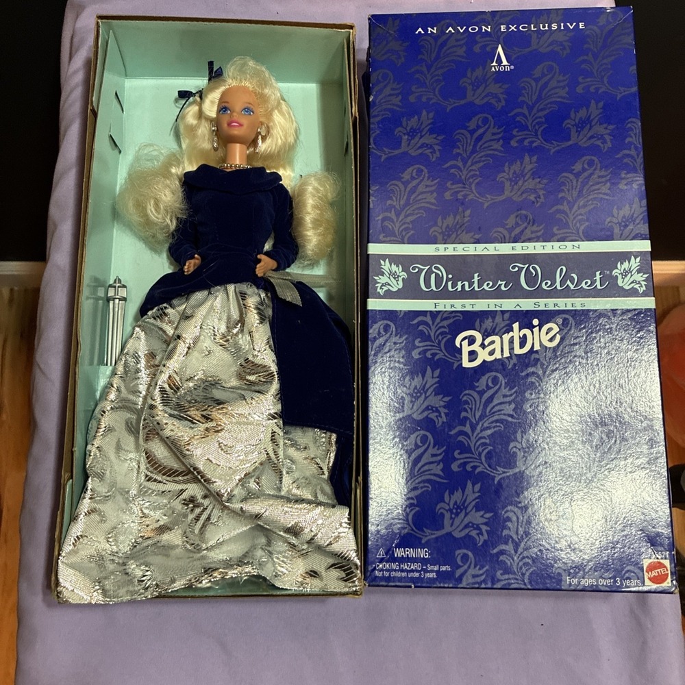 Barbie Doll‎ Winter Velvet Special Edition Collectible Fashion Avon Mattel 1995